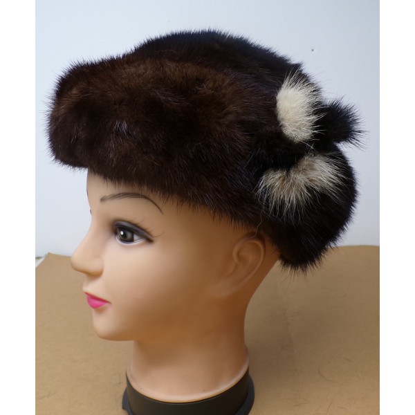 Καφέ Γούνινος Μπερές