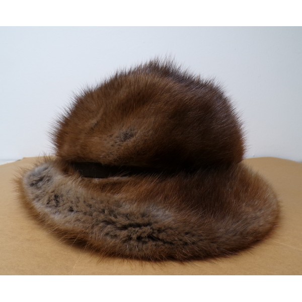 Γούνινο Καπέλο